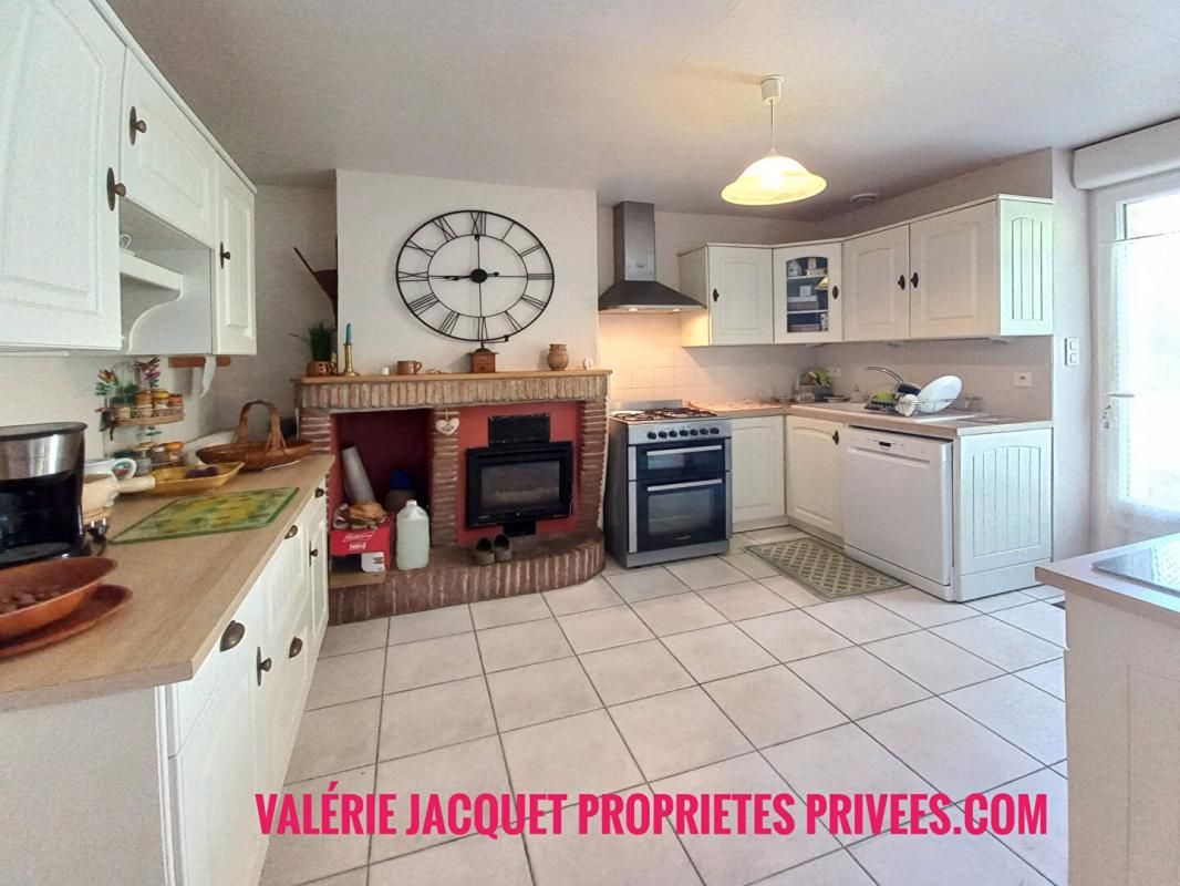 EYNESSE Maison de Charme Rénovée, au calme, Terrain en Bord de Dordogne 3