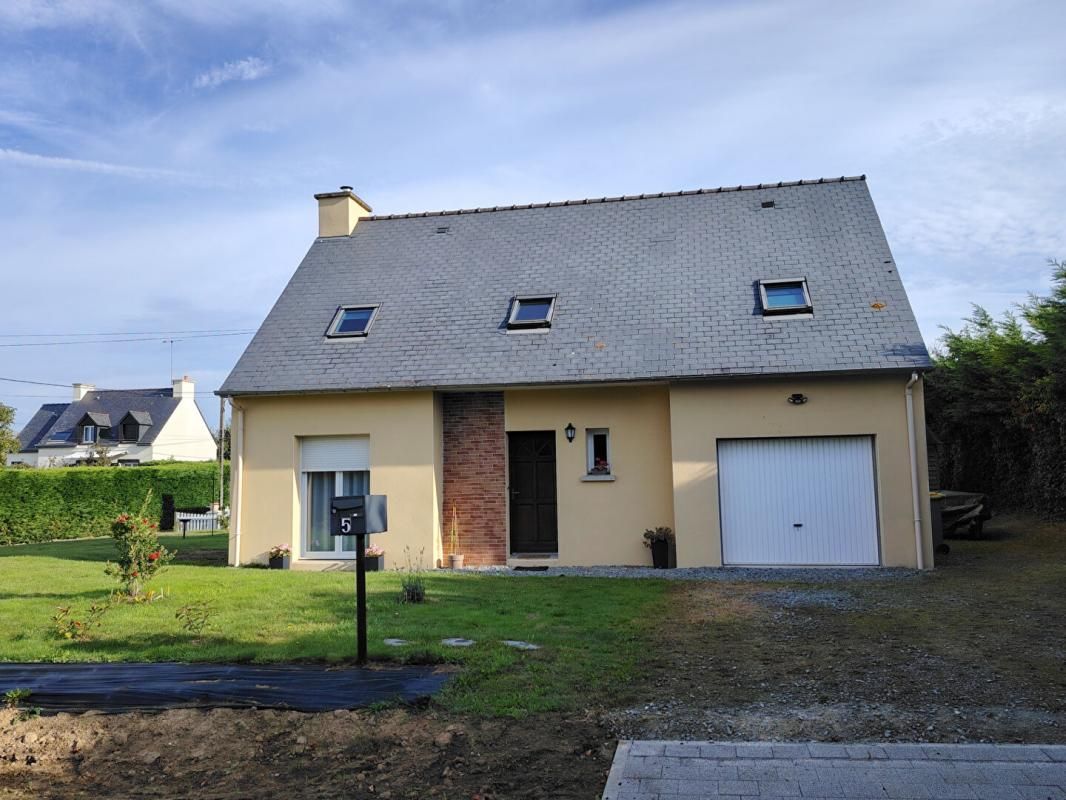 SAINT-DENOUAL Maison Saint-denoual 5 pièce(s) 92 m2 2