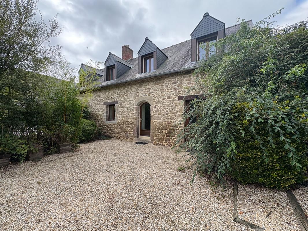 COMBOURG Maison Combourg 5 pièces 141m² 1