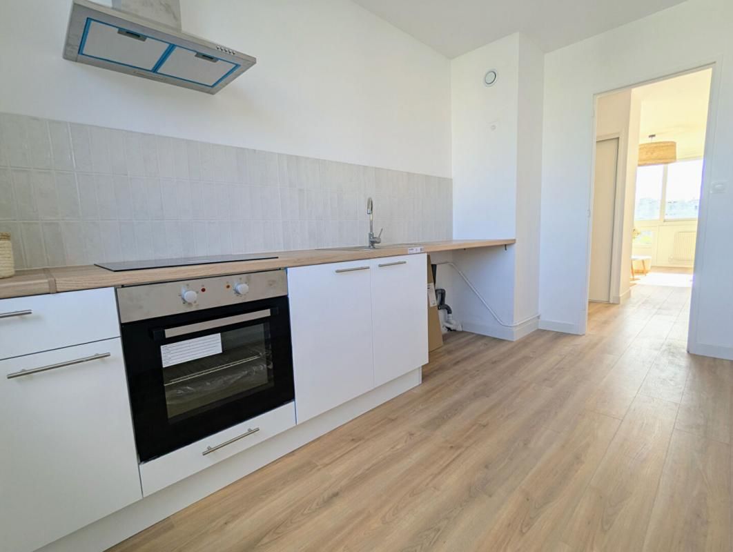 LYON-3E-ARRONDISSEMENT Appartement T3 de 63 m² entièrement rénové, lumineux et clé en main 4