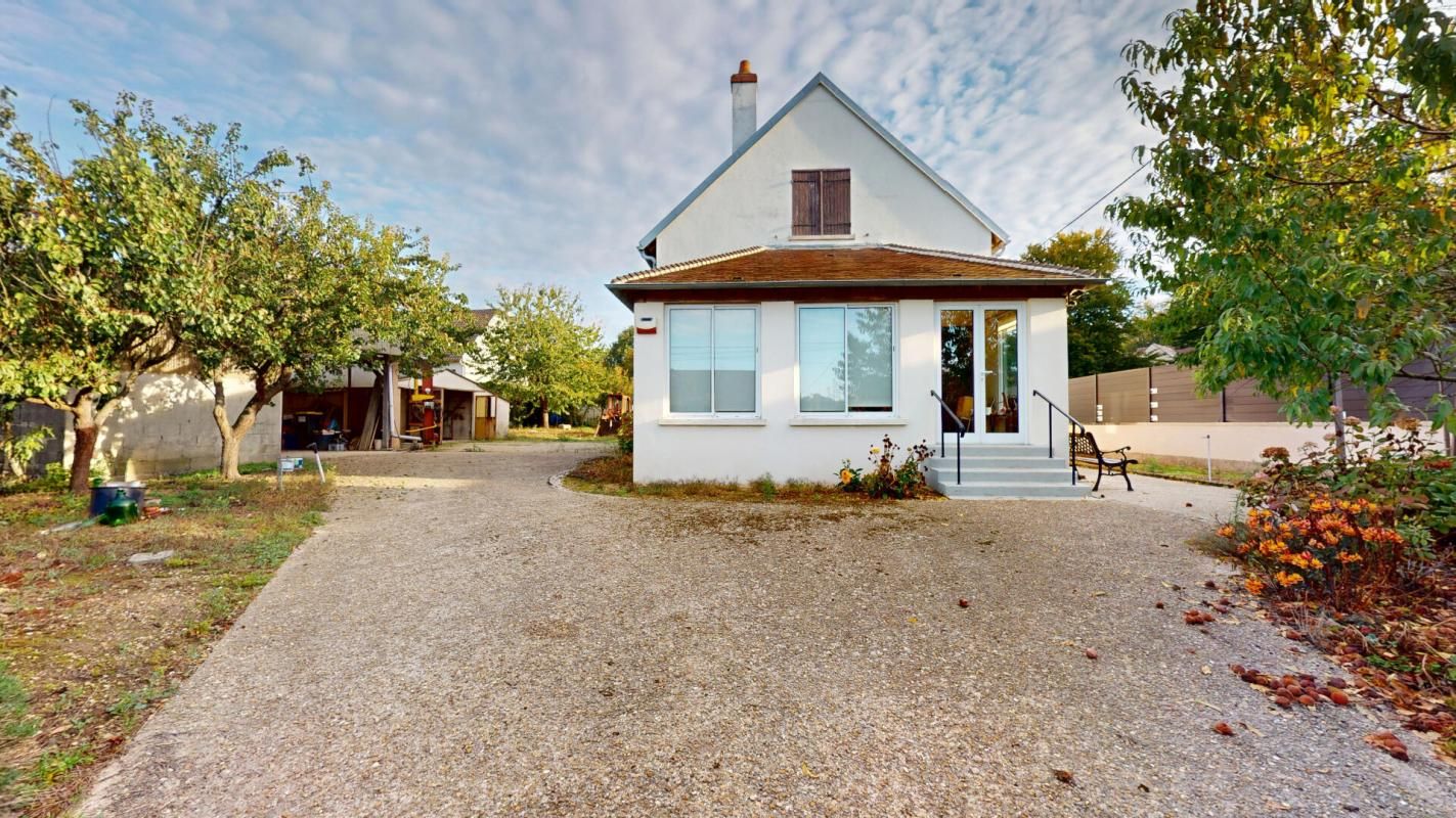 ROZAY-EN-BRIE Maison 5 pièces avec terrain constructible 320 000 2