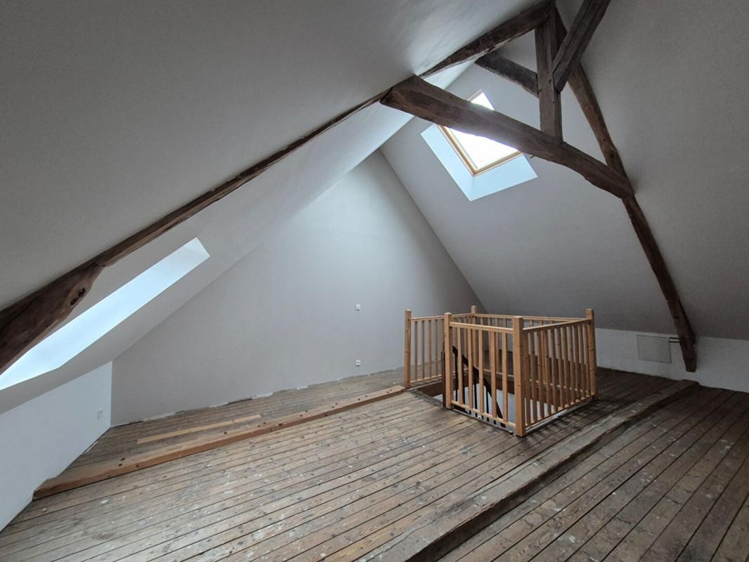 LA VILLE-AUX-CLERCS Maison  4 pièce(s) 101 m2 3
