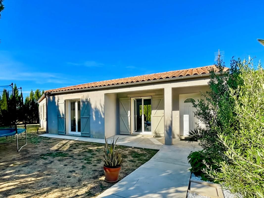 EXCLUSIVITÉ - MONTLEGUN - VILLA PLAIN-PIED 4 CHAMBRES 102 m2