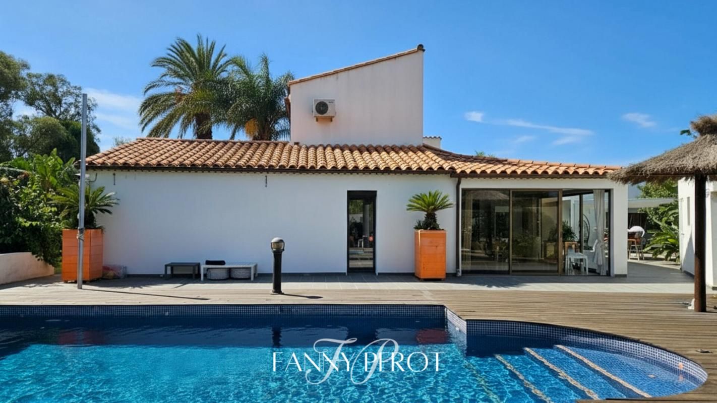 SAINT-CYPRIEN Exceptionnelle villa de 205m² + terrain constructible à Saint-Cyprien 2