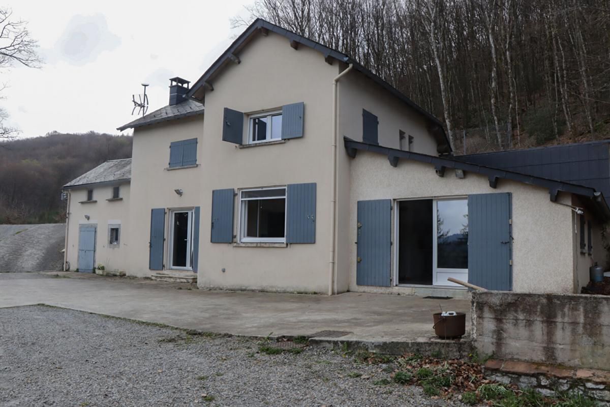 LA SALVETAT-SUR-AGOUT À Vendre : Maison de 124 m² avec Vue Panoramique  - La Salvetat-sur-Agout 2