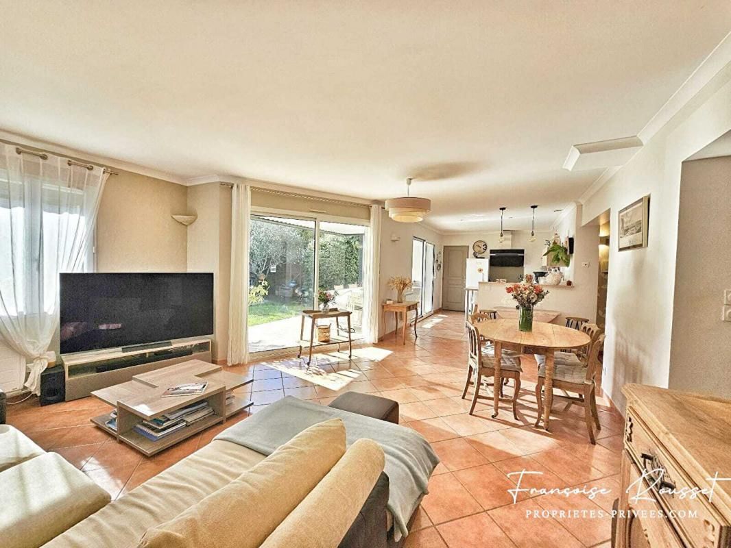 BOUILLARGUES Maison familiale avec piscine à Bouillargues (30230) 3