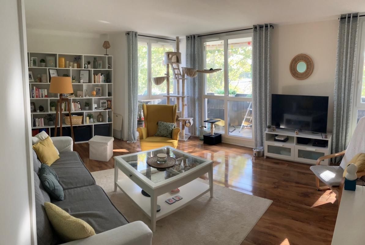 ELANCOURT Appartement 3 pièces avec balcon 2