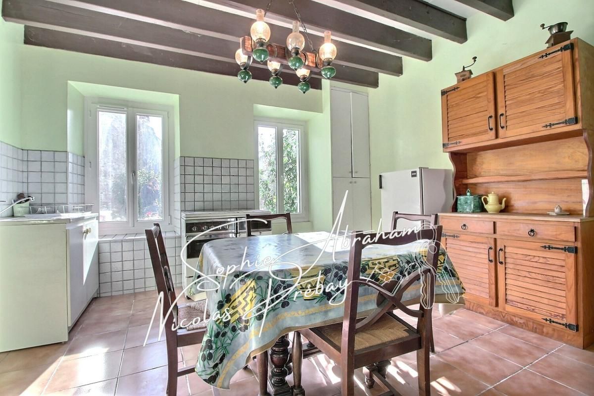 TOURY Maison avec cour, jardin et petite dépendance 4