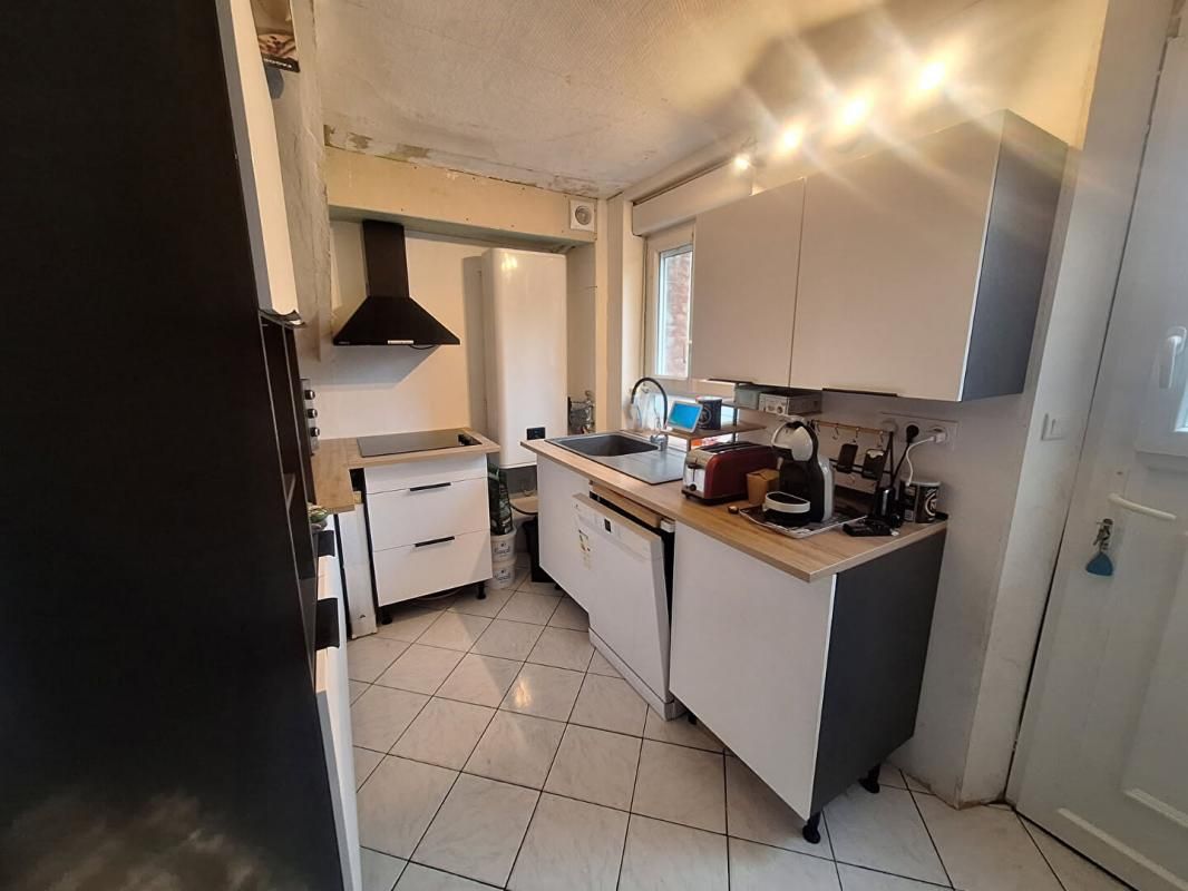 OISSEL Maison Oissel 5 pièce(s) 59 m2 2