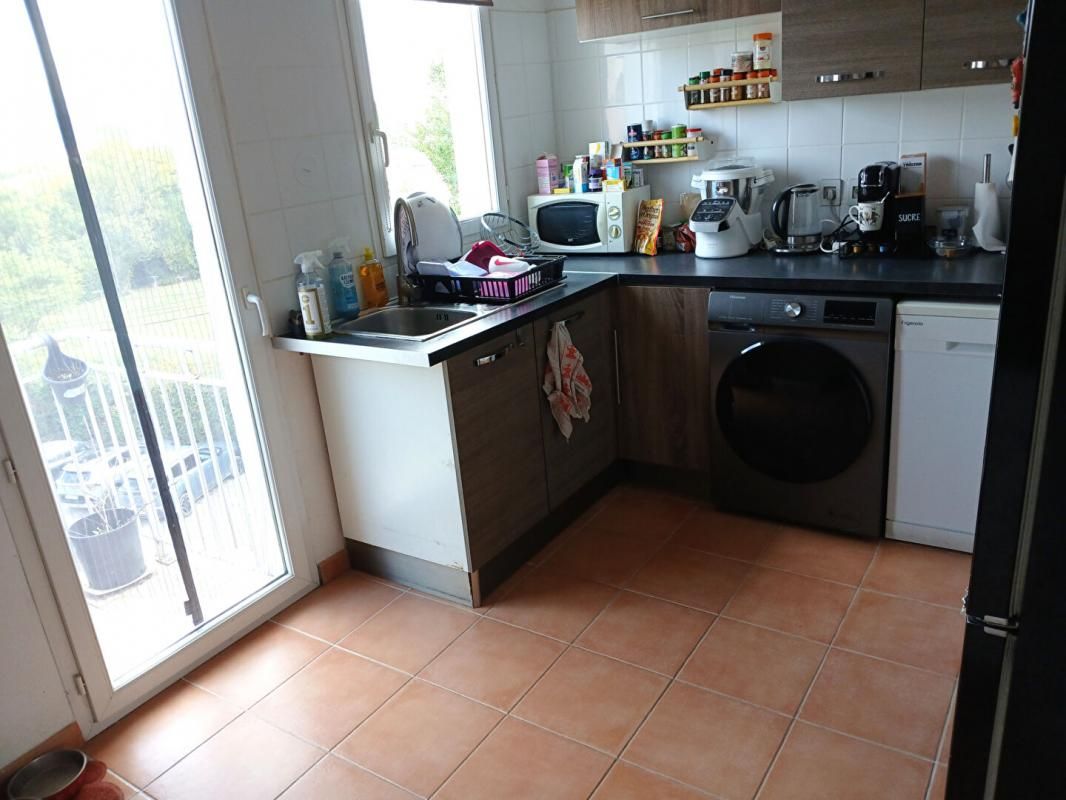 BRIGNOLES Appartement T4 de 75.42 m2 avec terrasse et balcon - Brignoles 4