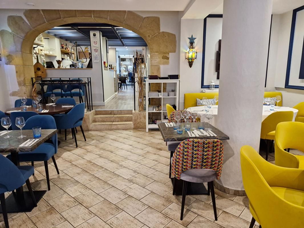 ROANNE ROANNE  -  RESTAURANT CENTRE-VILLE AVEC TERRASSE 4