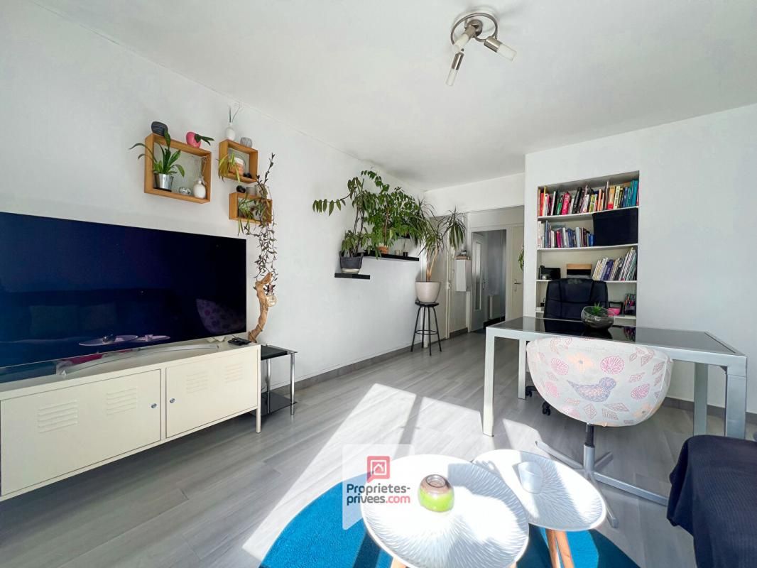GRENOBLE Appartement T3 avec balcon et cave - Grenoble (38) - Secteur Valmy / Palais des Sports 4