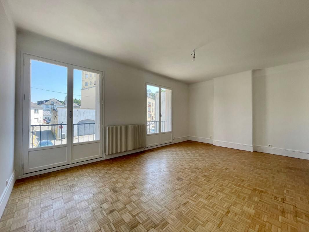 QUIMPER Appartement T3 lumineux et spacieux de presque 90 m2 - Centre-Ville Quimper 2