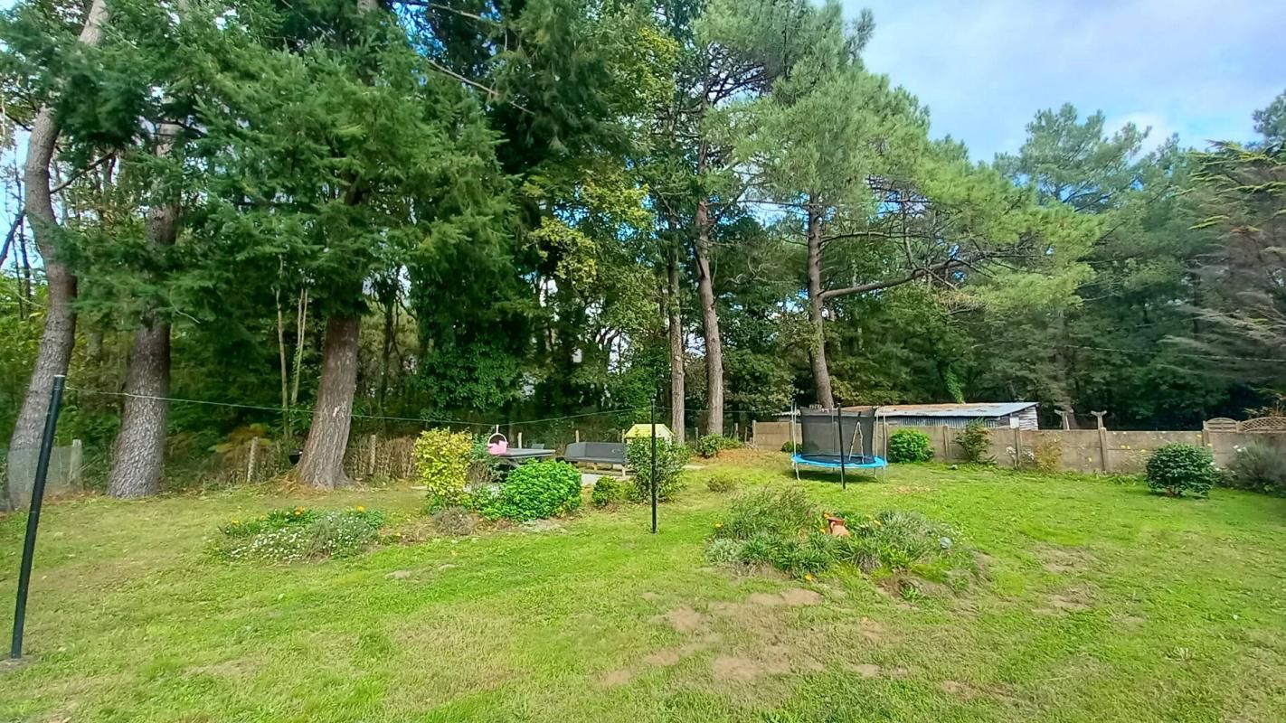 HERBIGNAC Maison Herbignac 5 pièce(s) 75 m2 hab, 105 m² surface utile, sur grand terrain 2