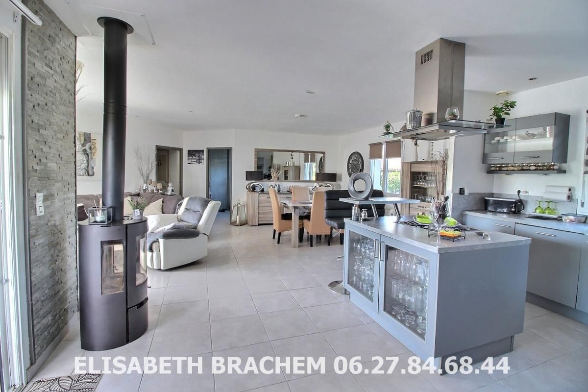 VILLEFRANCHE-DE-LONCHAT Maison Villefranche De Lonchat 5 pièce(s) 112 m2, 3 chambres, 1 bureau, piscine, 1640m² de terrain 3