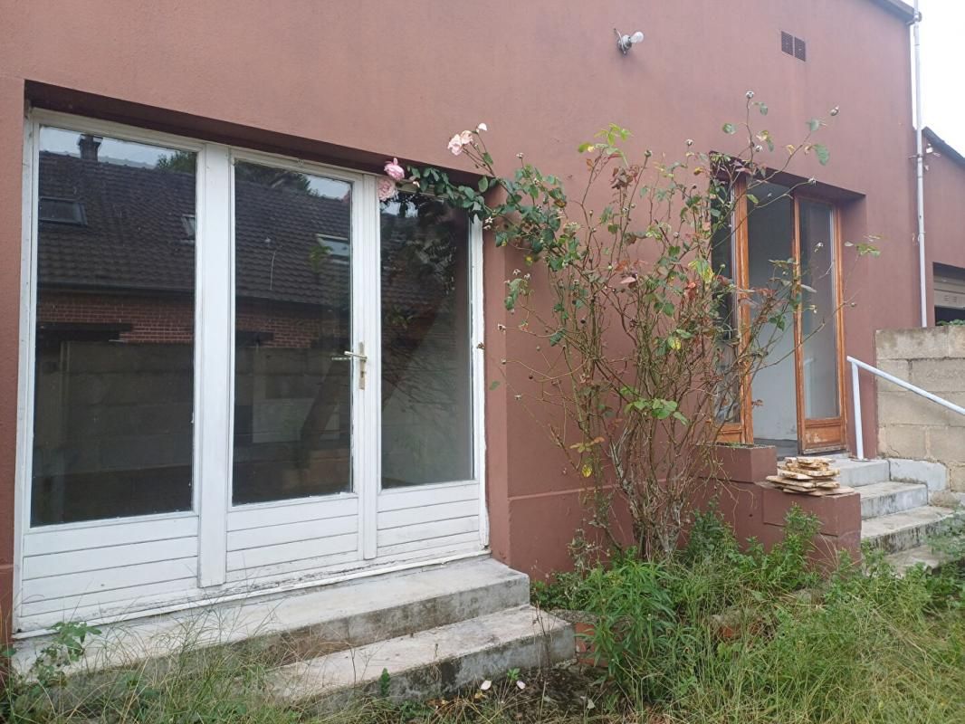 NOYON IMMEUBLE 2