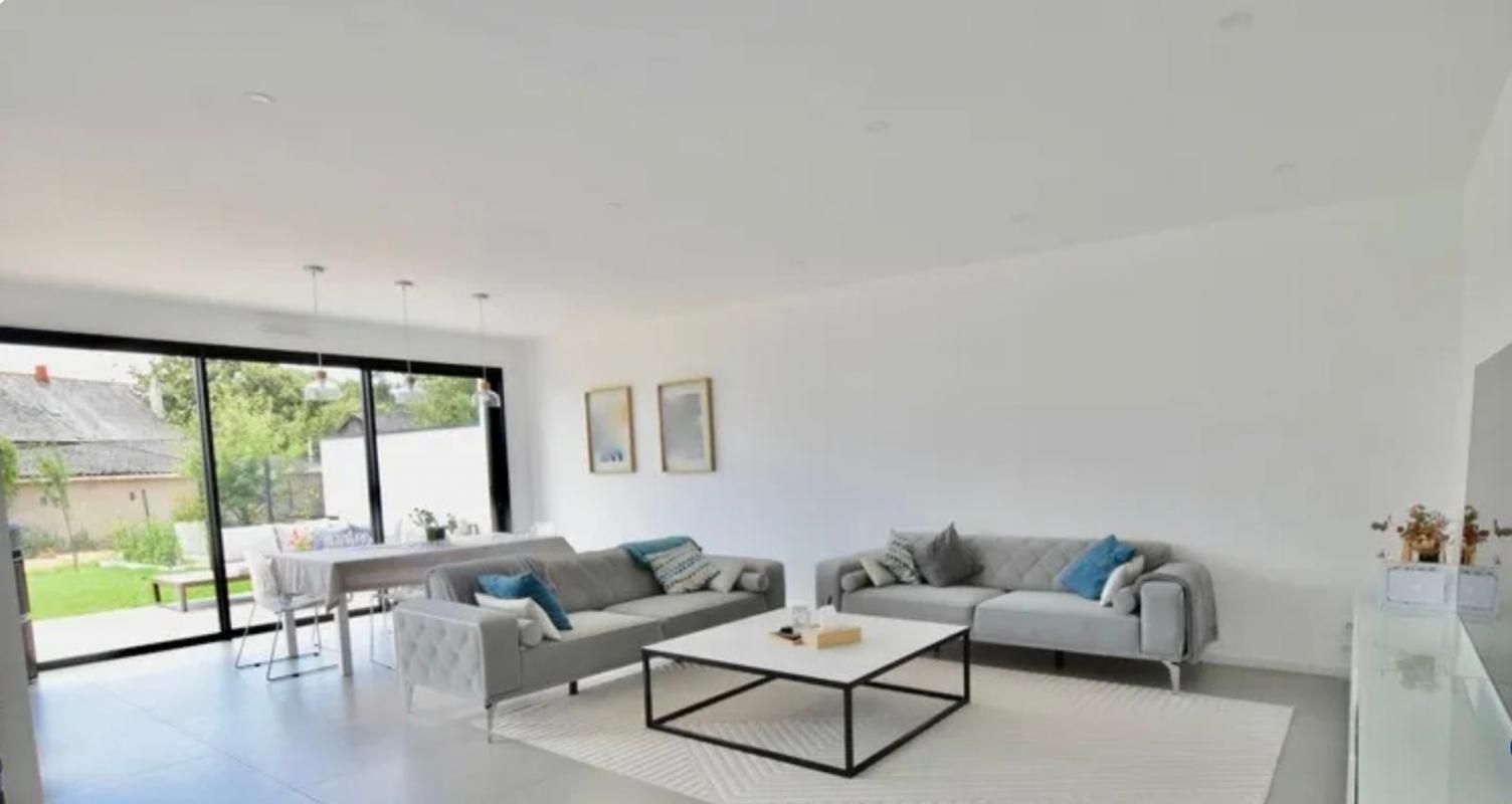 AVRILLE Maison Avrille 6 pièce(s) 173 m2 3