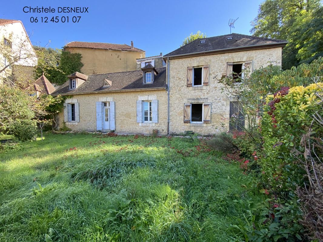 SARLAT-LA-CANEDA Maison de caractère en pierre avec jardin et dépendances ? Sarlat-la-Canéda (24200) 1