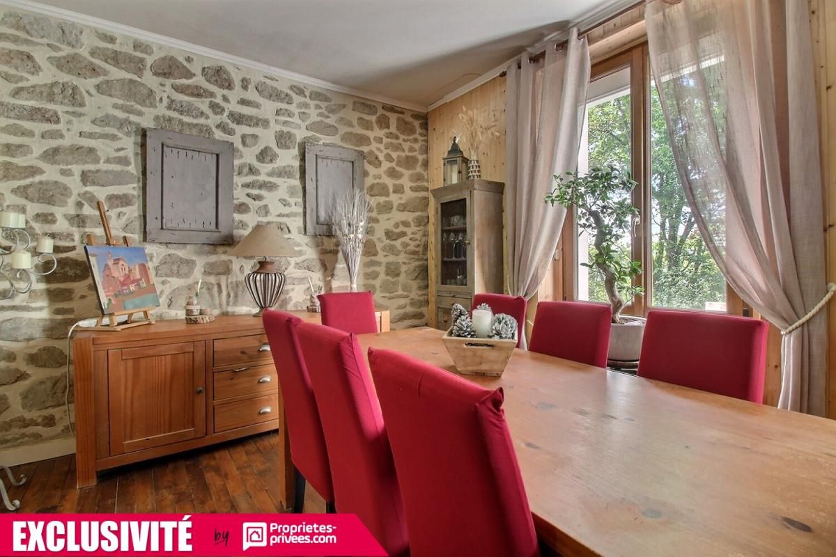 BRIVE-LA-GAILLARDE EXCLUSIVITE : Maison plain pied T7 -154m² - PISCINE - Terrain de 4000m² / 5 chambres+1 bureau / MALEMORT 2