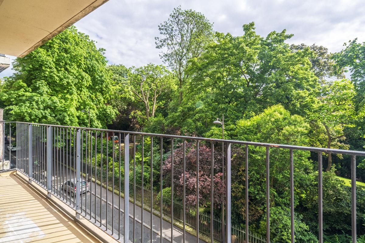 Buttes Chaumont Appartement  5 pièce(s) 116 m2