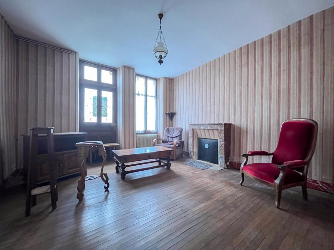 ECUEILLE Maison Ecueille 7 pièce(s) 144.5 m2 3