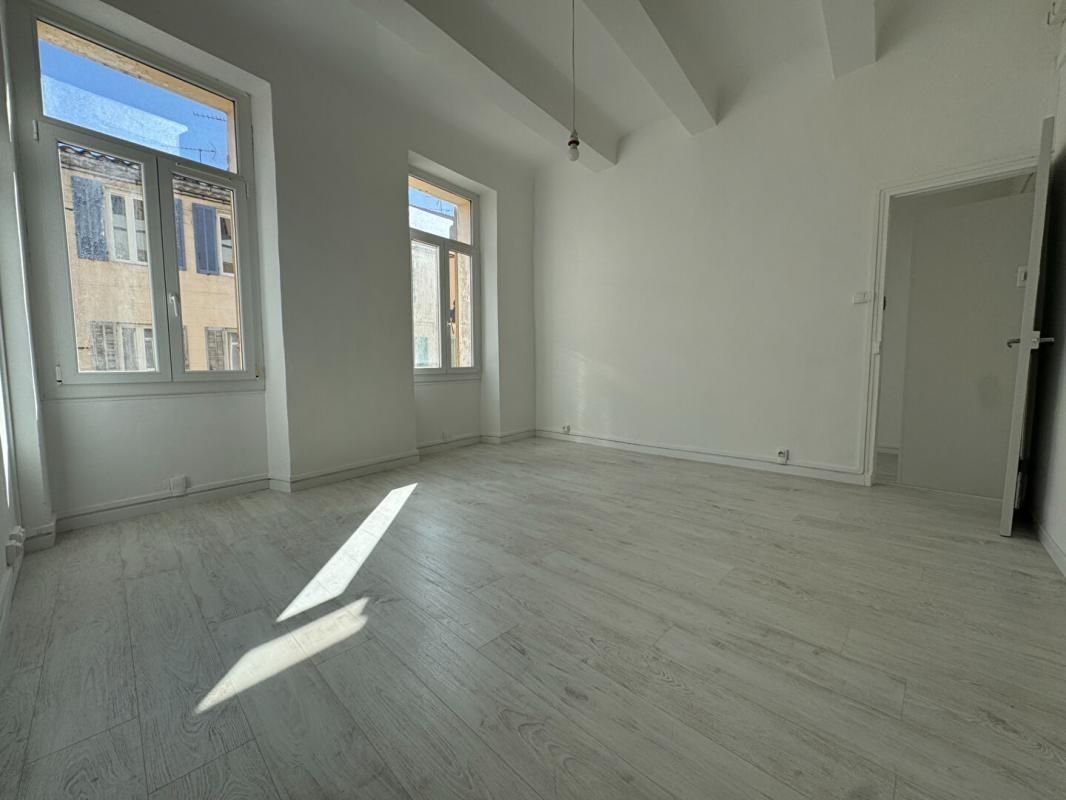 ISTRES APPARTEMENT DE TYPE 3 AVEC CAVE 1