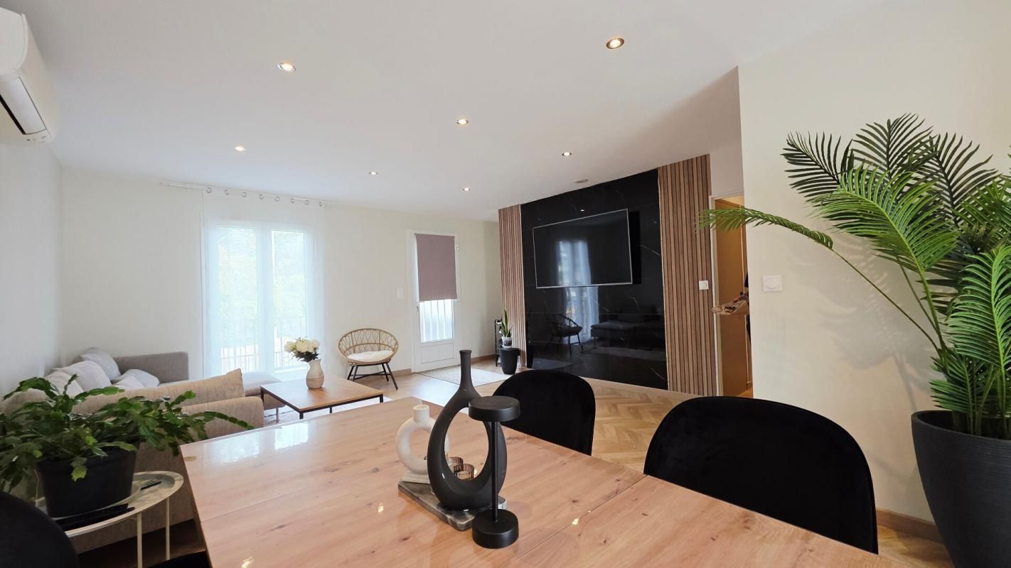 SAINT-DOULCHARD SAINT DOULCHARD MAISON DE 83 M² 5 PIECES SOUS-SOL JARDIN 4
