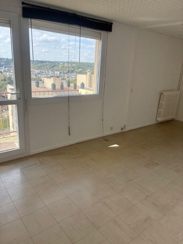 EVREUX EVREUX Nétreville -27000 - Appartement T1 - 3ème étage - 30 m2 1