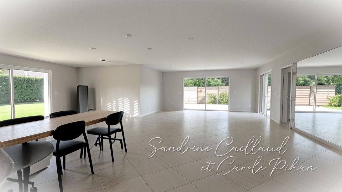 ANET PRESTIGE - Secteur ANET - Maison contemporaine de standing - 7 chambres - Séjour triple - Garage double - Belles prestations - terrain 1700m² - Prix 495000 Euros HAI 3