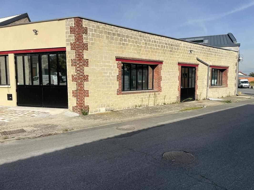 ASNIERES-SUR-OISE ASNIERES SUR OISE - LOCAL COMMERCIAL 135 m², Local d'activité 1