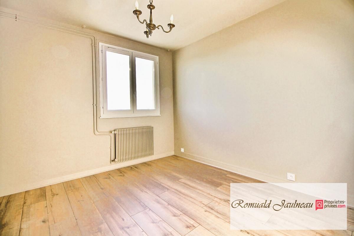 LUCE Appartement à Lucé 3 pièces de 74 m2 3