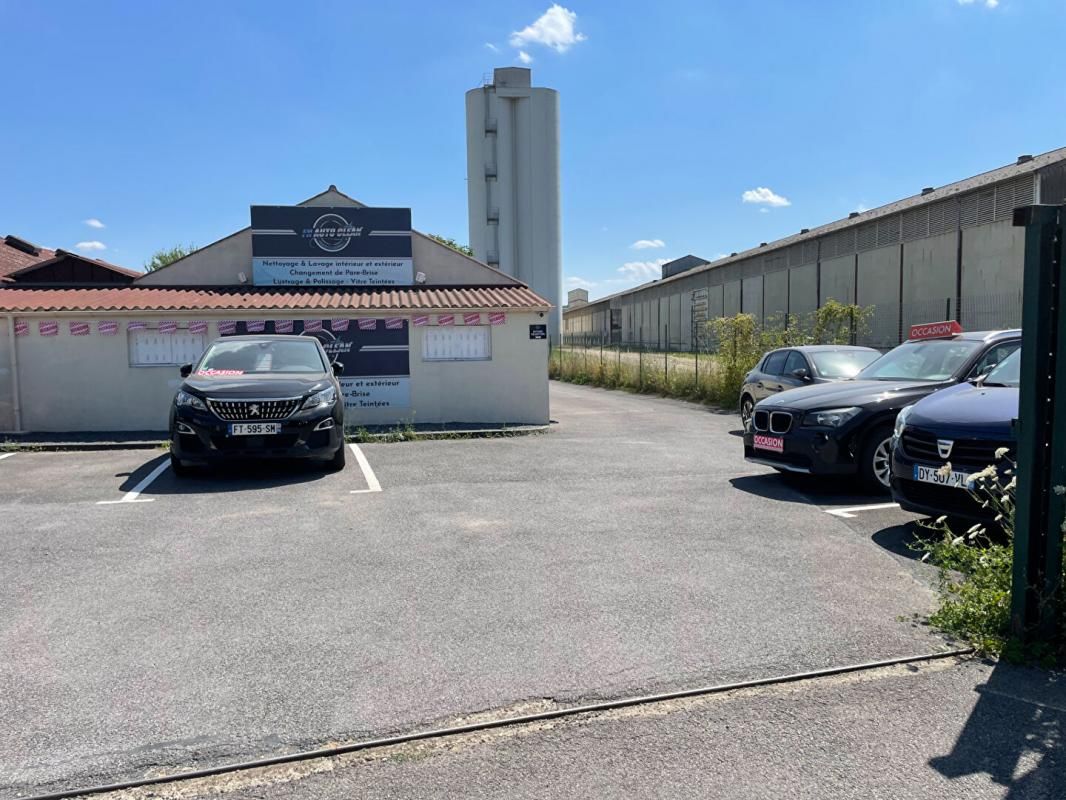 PONT SAINTE MAXENCE - LOCAL D'ACTIVITE 100 m²