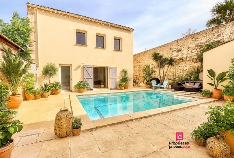 MAUGUIO A vendre Mas en pierre de 340 m2 avec piscine  situé à Mauguio et  à 10 min de la plage 2