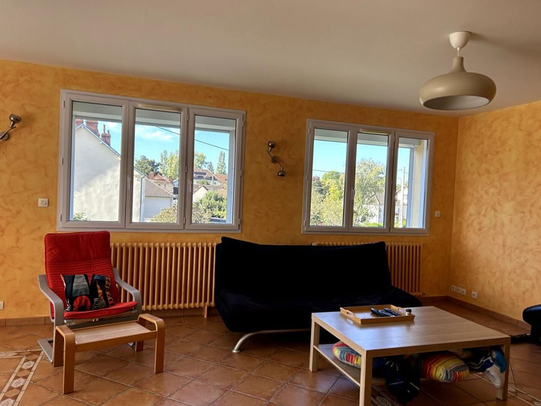 NEVERS Grande Maison Nevers Quartier Montapins 3