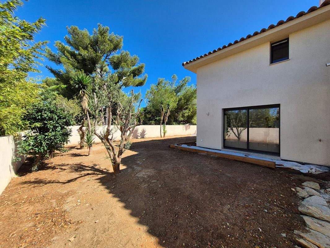 SIX-FOURS-LES-PLAGES Maison Six Fours Les Plages 5 pièces 117 m2 4