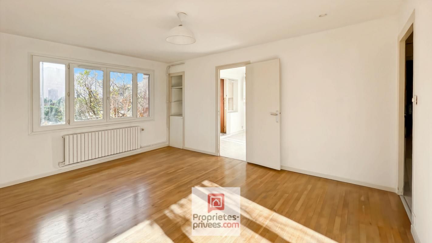 LA TRONCHE Appartement T3 LUMINEUX La Tronche GRAND SABLON 58 m2 2