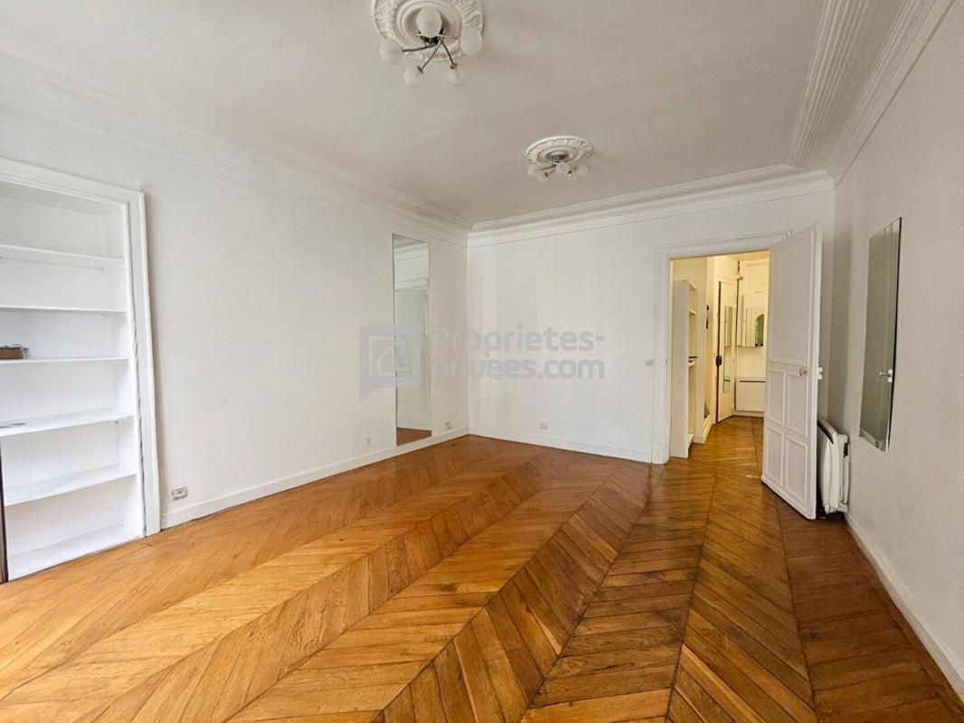 PARIS-9E-ARRONDISSEMENT Appartement Paris 9ème arrondissement rue Lamartine 3 pièces 44.86 m2 3