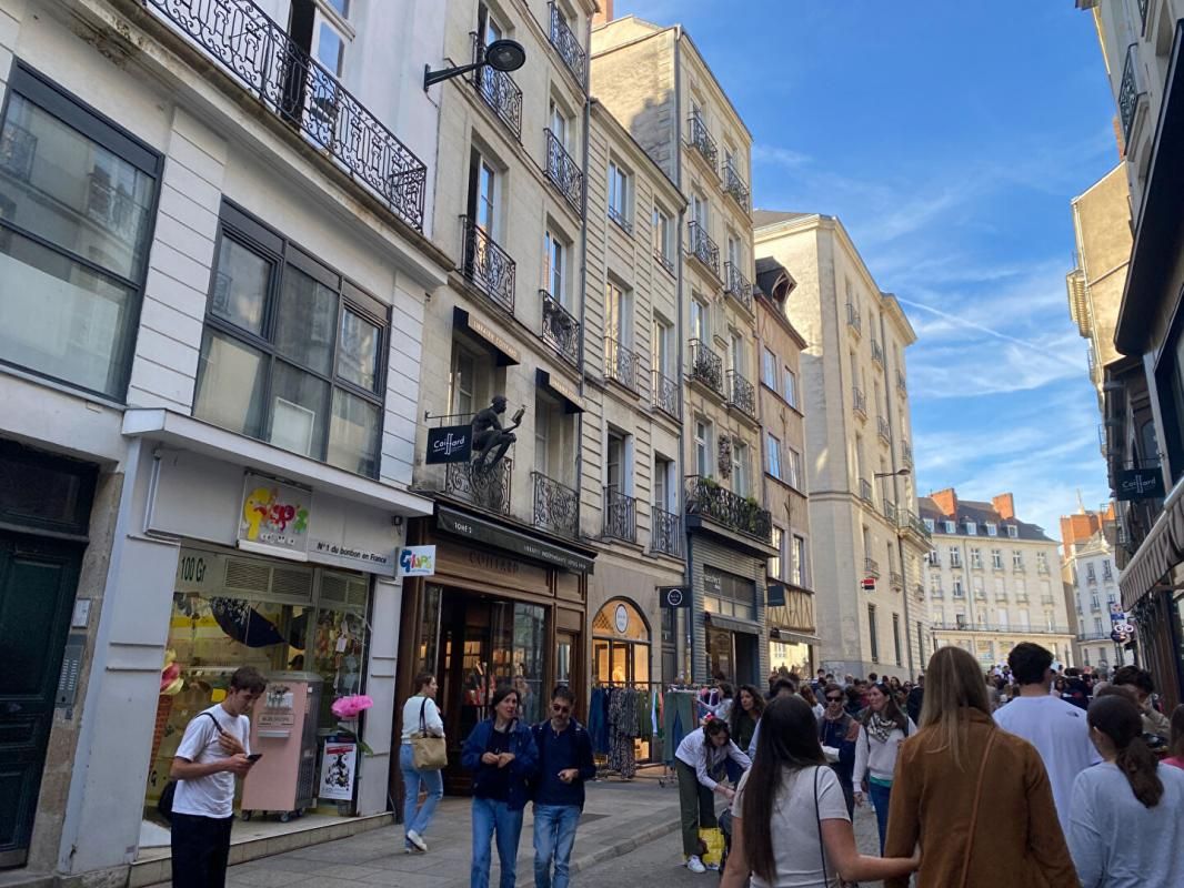 NANTES 44000 NANTES - A LOUER PROCHE PLACE ROYALE , LOCAL 18 m² 4