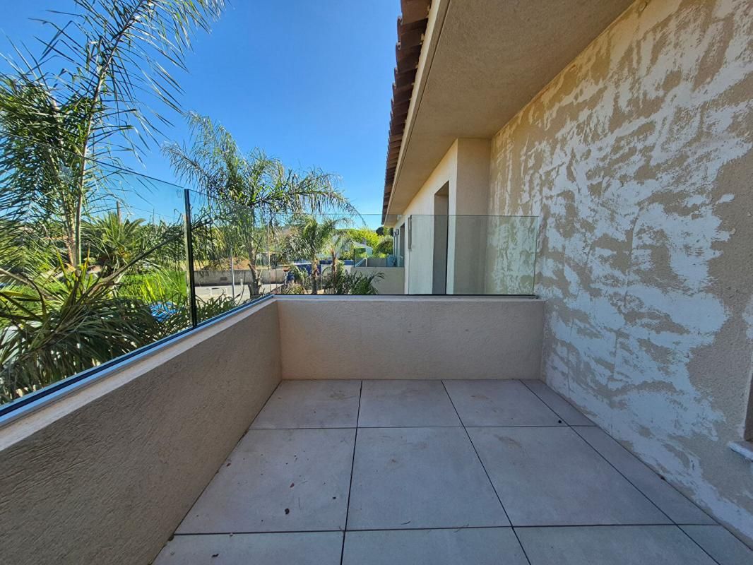 Appartement Six Fours Les Plages 4 pièces 77 m2