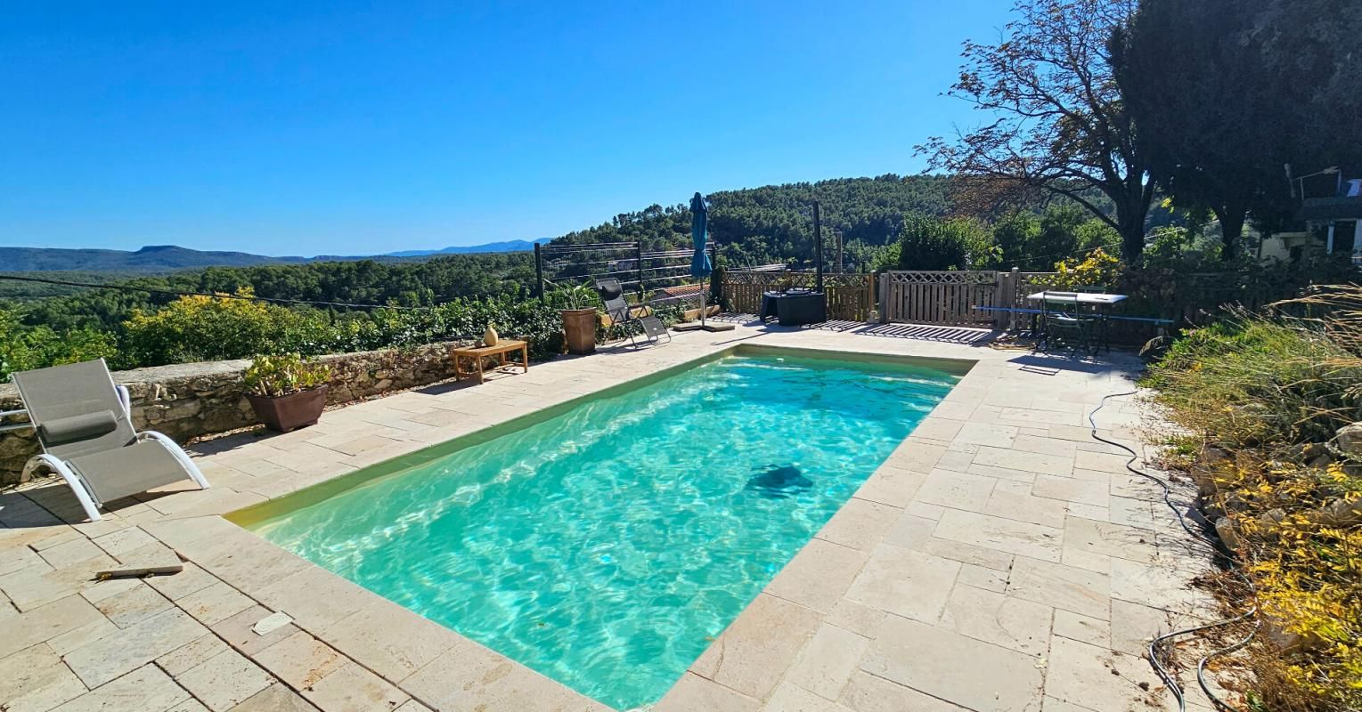 CALLAS Maison de Maître avec piscine 1