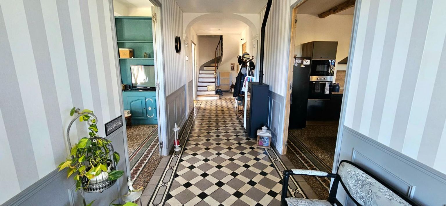 CALLAS Maison de Maître avec piscine 3