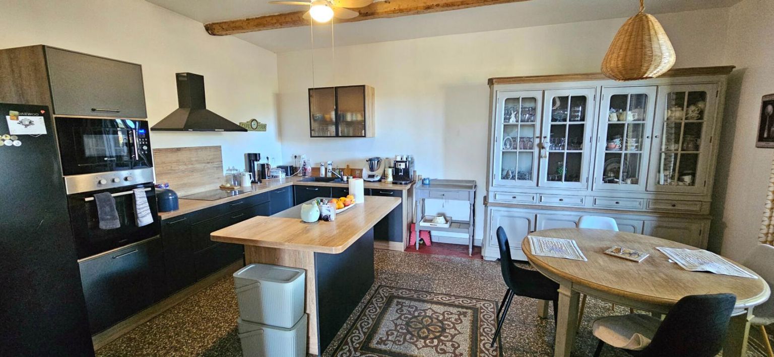 CALLAS Maison de Maître avec piscine 4