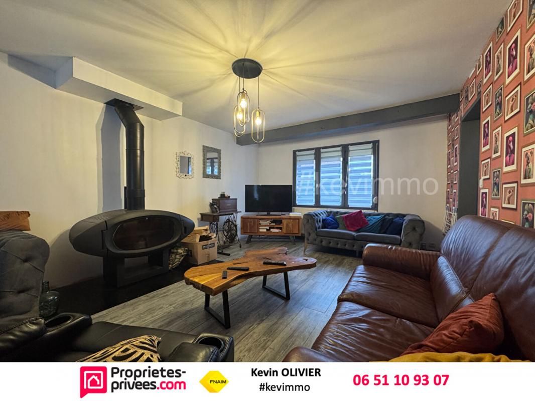 BARLIN Maison individuelle en brique à vendre à Barlin - 5 chambres et proximité des commodités! 2