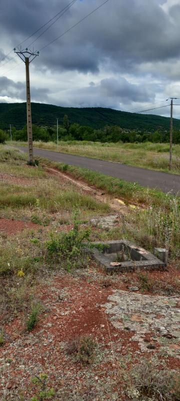 LIAUSSON GRAND Terrain NON CONSTRUCTIBLE à Salasc 2