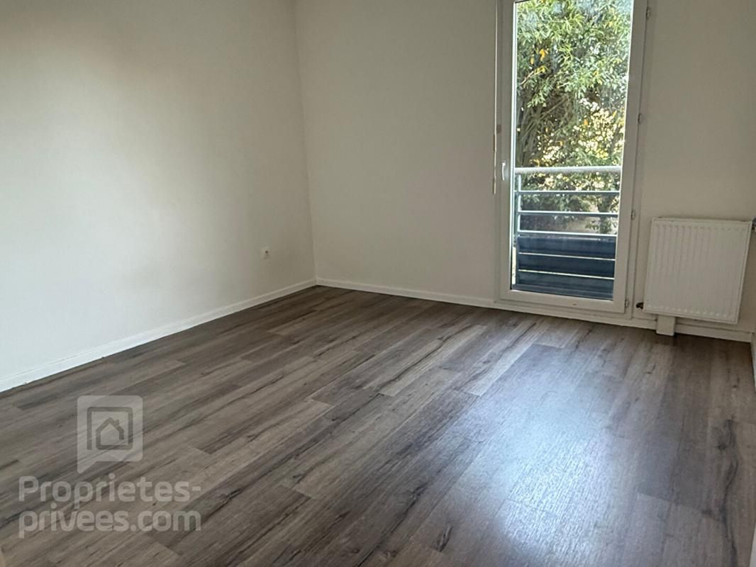 DRANCY Appartement Drancy 2 pièces 40 m² + balcon 4