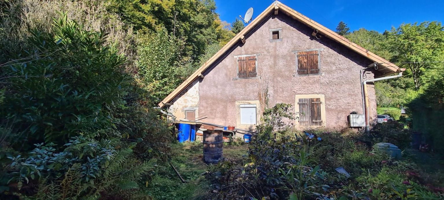VESCEMONT Ferme à restaurer 3