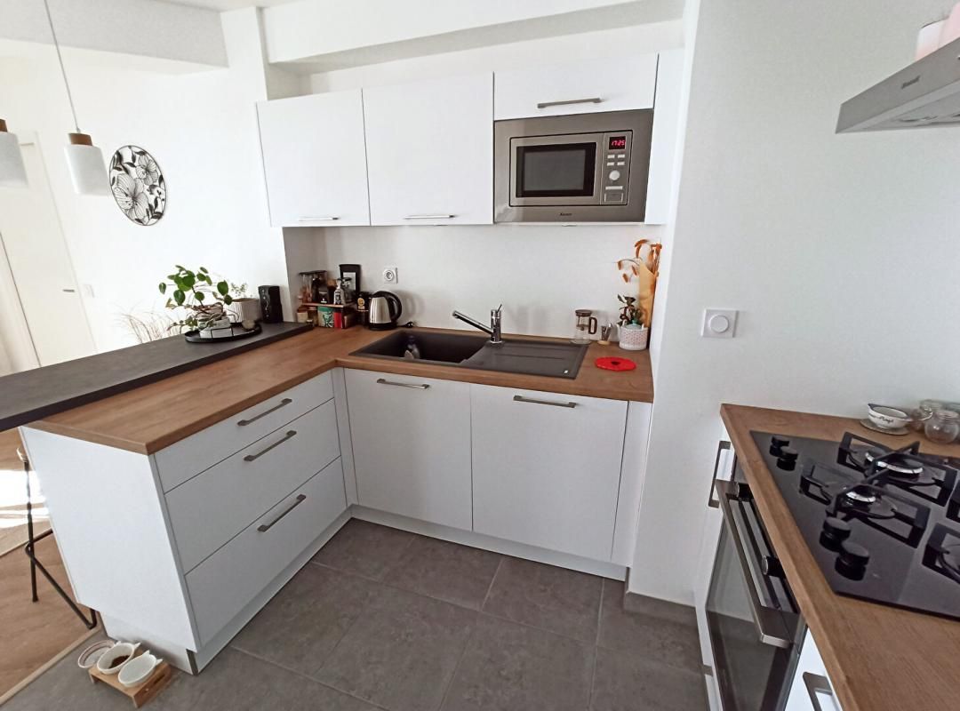 BORDEAUX Appartement  4 pièce(s)  - Bordeaux - 81 m2 4