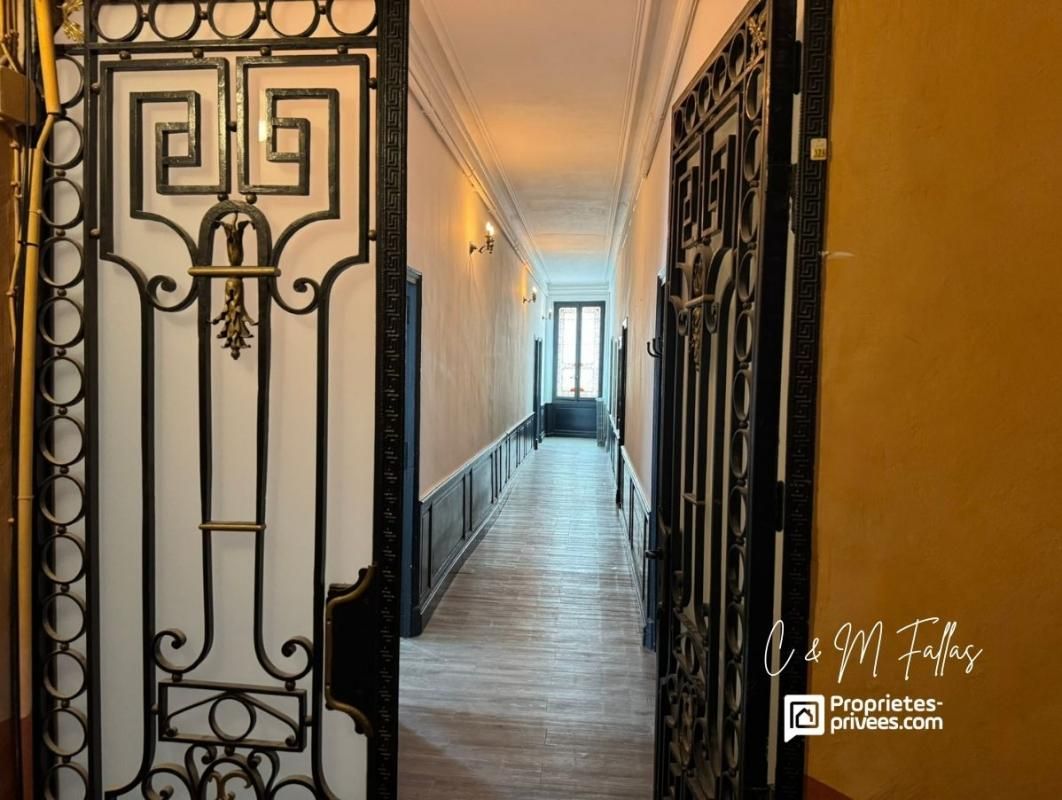 ORANGE Appartement haussmannien de 154 m² , centre ville d'Orange 1