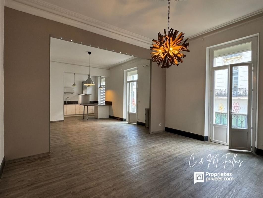 ORANGE Appartement haussmannien de 154 m² , centre ville d'Orange 4
