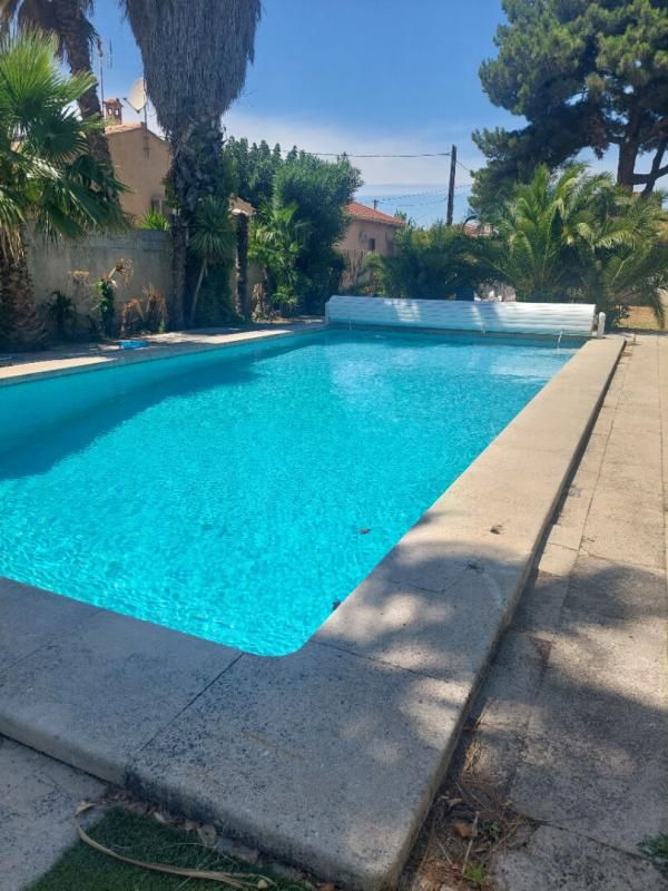 MARIGNANE Vend deux maisons sur parcelle de 1290m² a Marignane 4